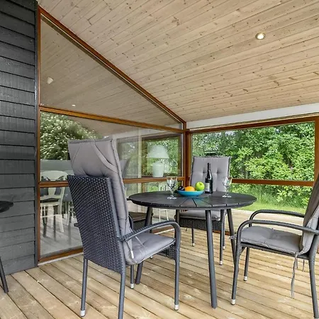 3 Bedroom Lovely In Vaeggerlose Bøtø By