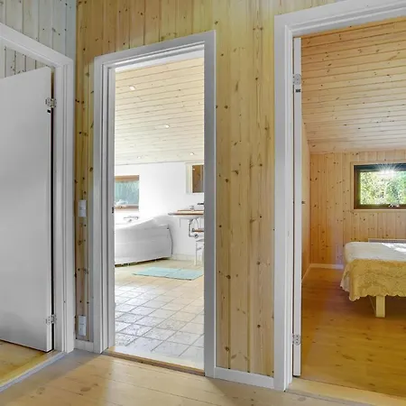 3 Bedroom Lovely In Vaeggerlose Prázdninový dům Bøtø By