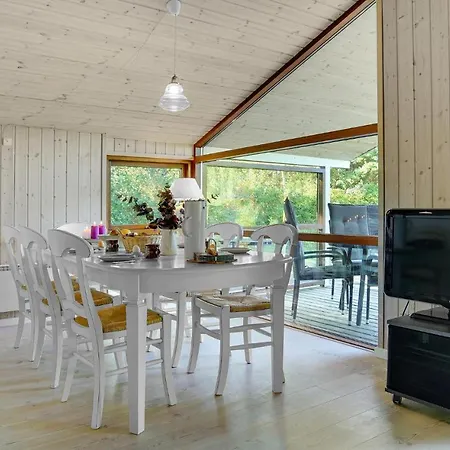 3 Bedroom Lovely In Vaeggerlose Prázdninový dům