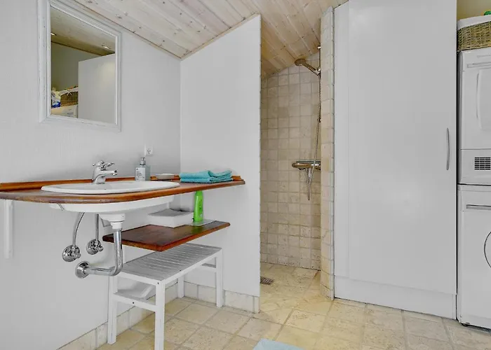 3 Bedroom Lovely In Vaeggerlose